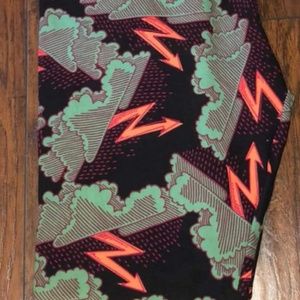😮🦄⚡🌩SUPER RARE! Thunderstorm TC leggings